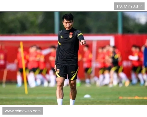 郑智愤怒中超垫底丢11球媒体批比邵佳一差 郑智愤怒中超垫底丢11球媒体批比邵佳一差